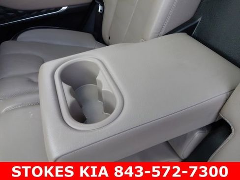 Used 2022 Hyundai Santa Fe SEL w/ Convenience + Premium Package FWD image 27