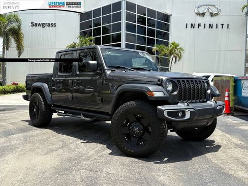 Used 2023 Jeep Gladiator Sport AWD/4WD image 1