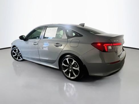 Used 2025 Honda Civic Sport Touring image 6