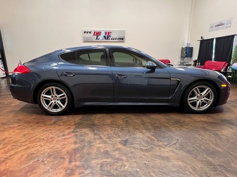Used 2014 Porsche Panamera 4 image 10