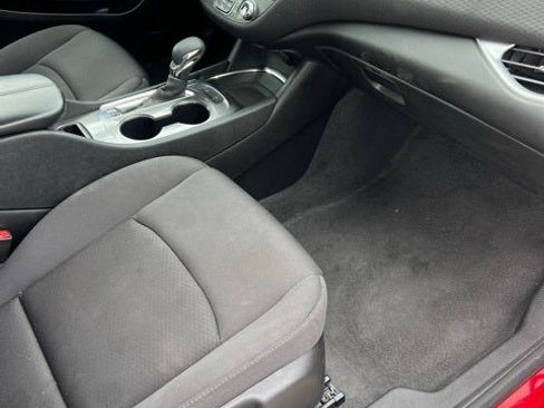 Used 2024 Chevrolet Malibu LT image 14