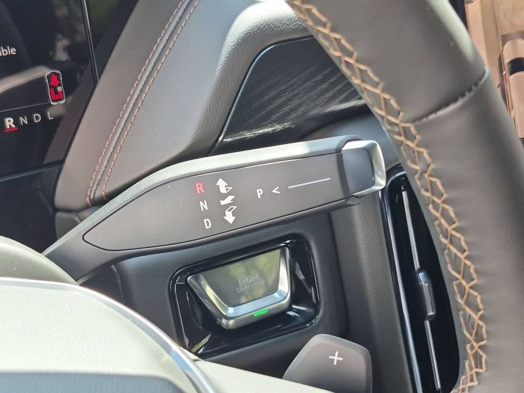 New 2026 GMC Yukon XL AT4 AWD/4WD image 15