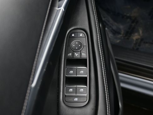 Used 2025 INFINITI QX60 Sensory w/ Vision Package image 10