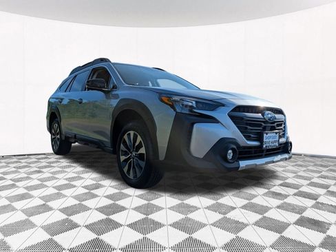 Certified 2025 Subaru Outback Limited AWD/4WD image 16