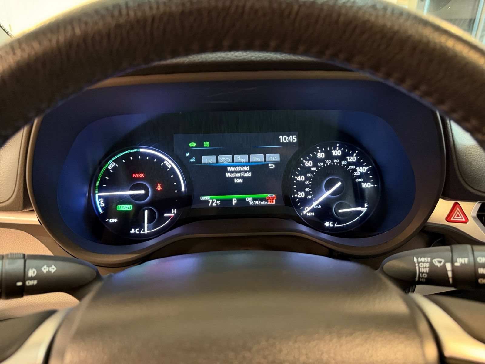 Used 2025 Toyota Sienna XLE FWD image 42
