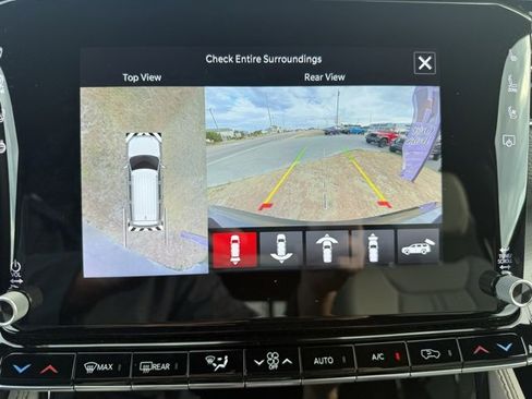 Certified 2025 Jeep Wagoneer Series III w/ Premium Group I image 37