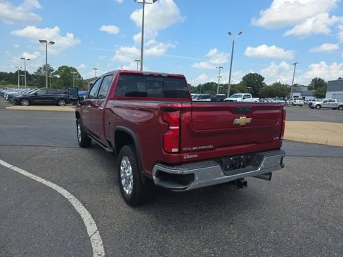 Used 2025 Chevrolet Silverado 2500 LTZ w/ LTZ Premium Package AWD/4WD image 5