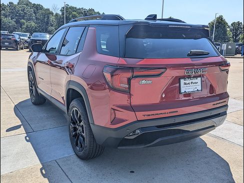 New 2026 GMC Terrain Elevation w/ Elevation Premium Package AWD/4WD image 8