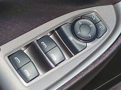 Used 2025 Chevrolet Malibu LT FWD image 25