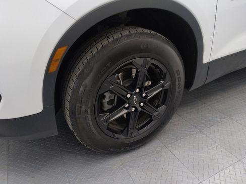 Used 2024 Chevrolet Blazer LT w/ Convenience Package image 31