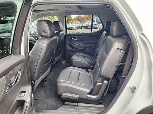 Used 2021 Chevrolet Traverse RS w/ LPO, Floor Liner Package image 22