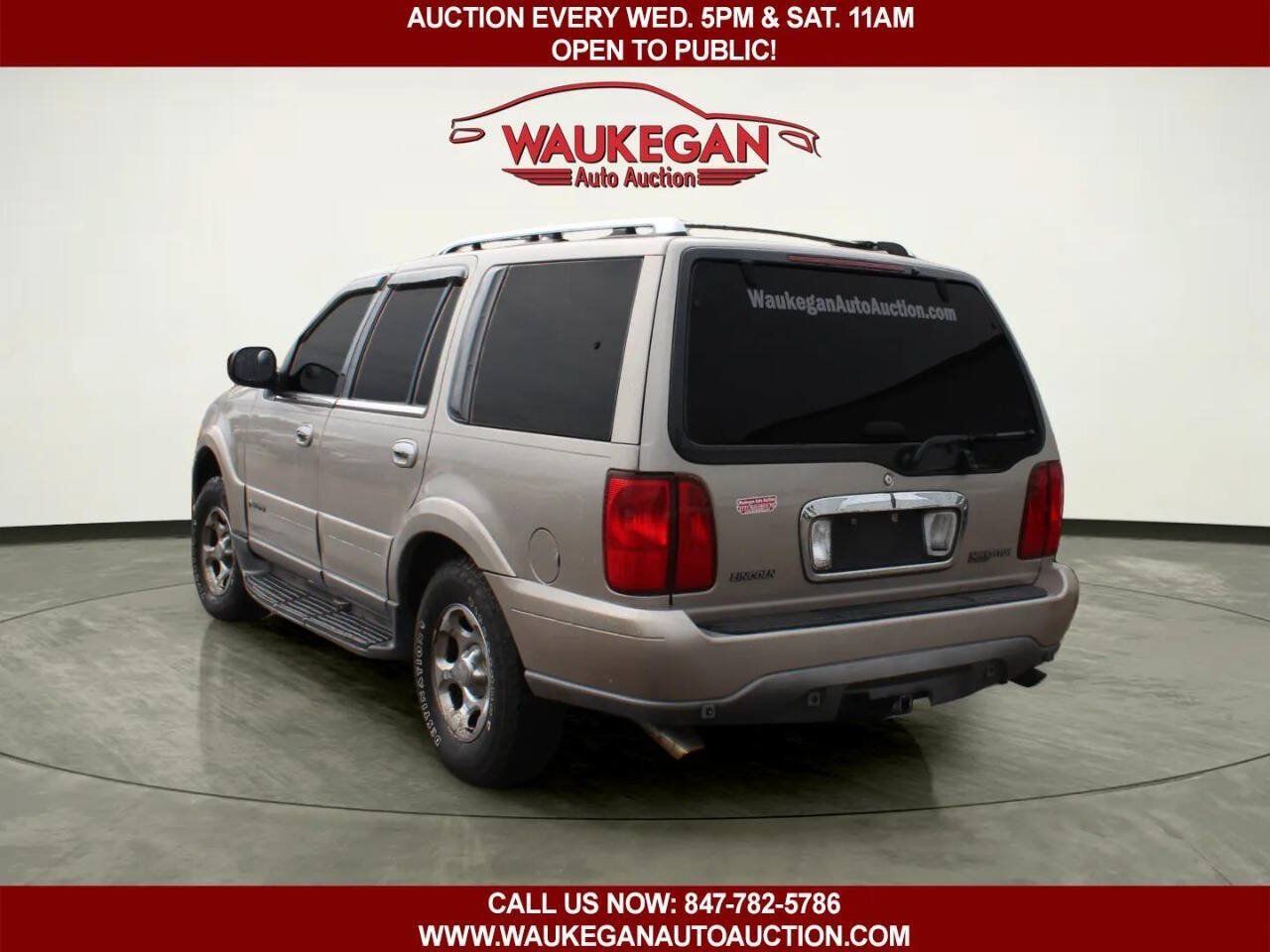 Used 2001 Lincoln Navigator 4WD image 5