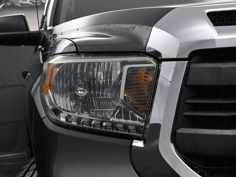 Used 2014 Toyota Tundra SR5 w/ SR5 Upgrade Package image 11