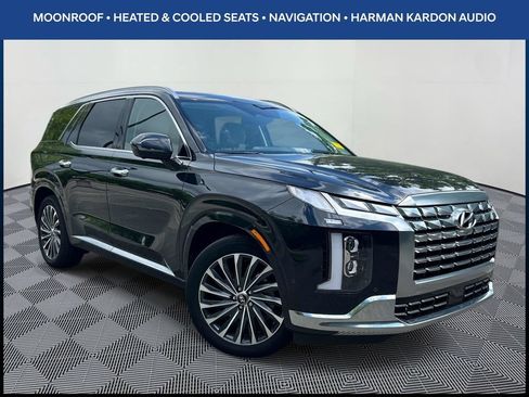 Used 2023 Hyundai Palisade Calligraphy w/ Cargo Package FWD image 1