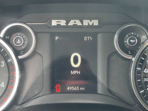 Used 2024 RAM 3500 Big Horn AWD/4WD image 28