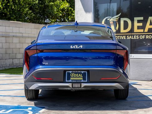 Used 2025 Kia K4 FWD image 12