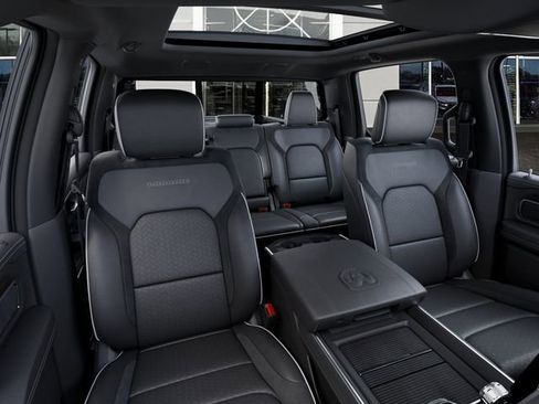 New 2026 RAM 1500 Laramie AWD/4WD image 16