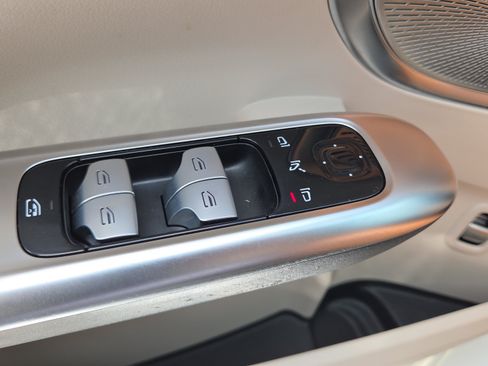Certified 2023 Mercedes-Benz C 300 Sedan image 31