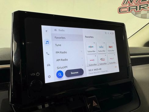 Used 2025 Toyota Corolla LE FWD image 18