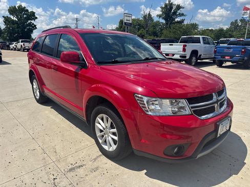 Used 2013 Dodge Journey SXT w/ Flexible Seating Group FWD image 1
