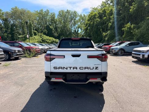 Certified 2025 Hyundai Santa Cruz Limited AWD/4WD image 4