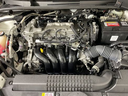 Used 2021 Toyota Corolla LE image 25