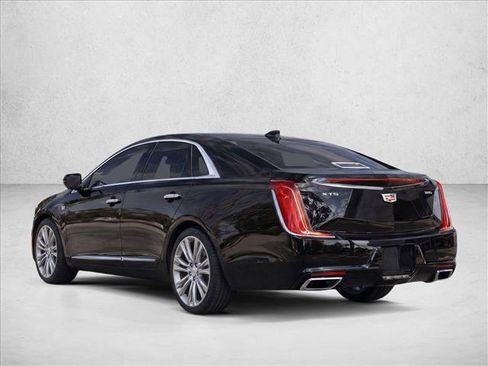 Used 2018 Cadillac XTS Luxury FWD image 5