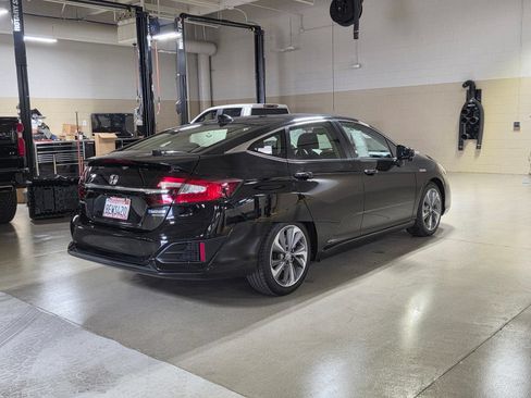 Used 2018 Honda Clarity Touring image 7