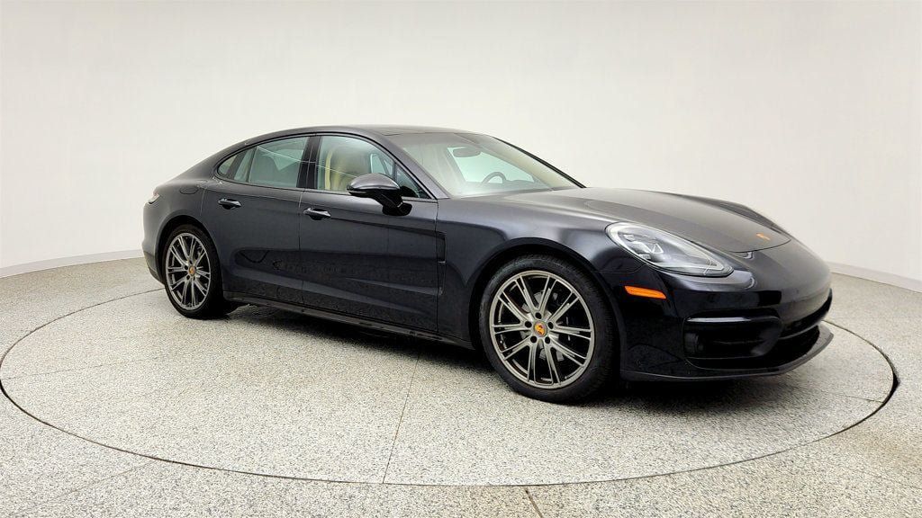 Used 2023 Porsche Panamera w/ Premium Package RWD image 3