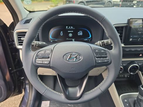 New 2026 Hyundai Venue SEL FWD image 23