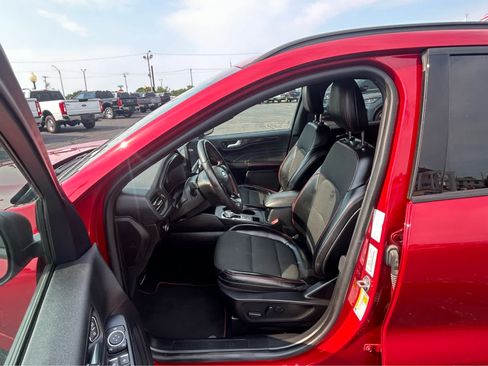 Used 2023 Ford Escape ST-Line w/ Tech Pack #1 AWD/4WD image 14