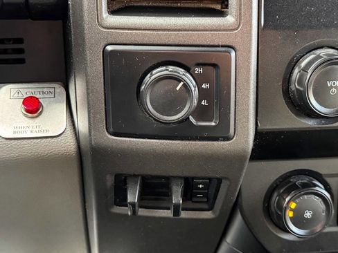 Used 2020 Ford F450 XL w/ Power Equipment Group image 32