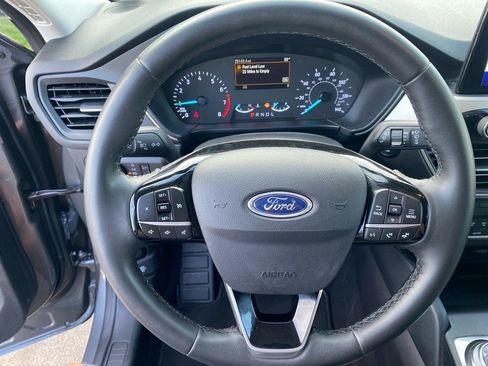 Used 2022 Ford Escape SE w/ Convenience Package image 10