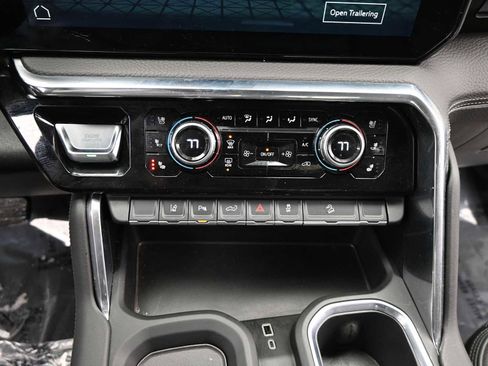 Used 2025 GMC Sierra 2500 Denali image 17