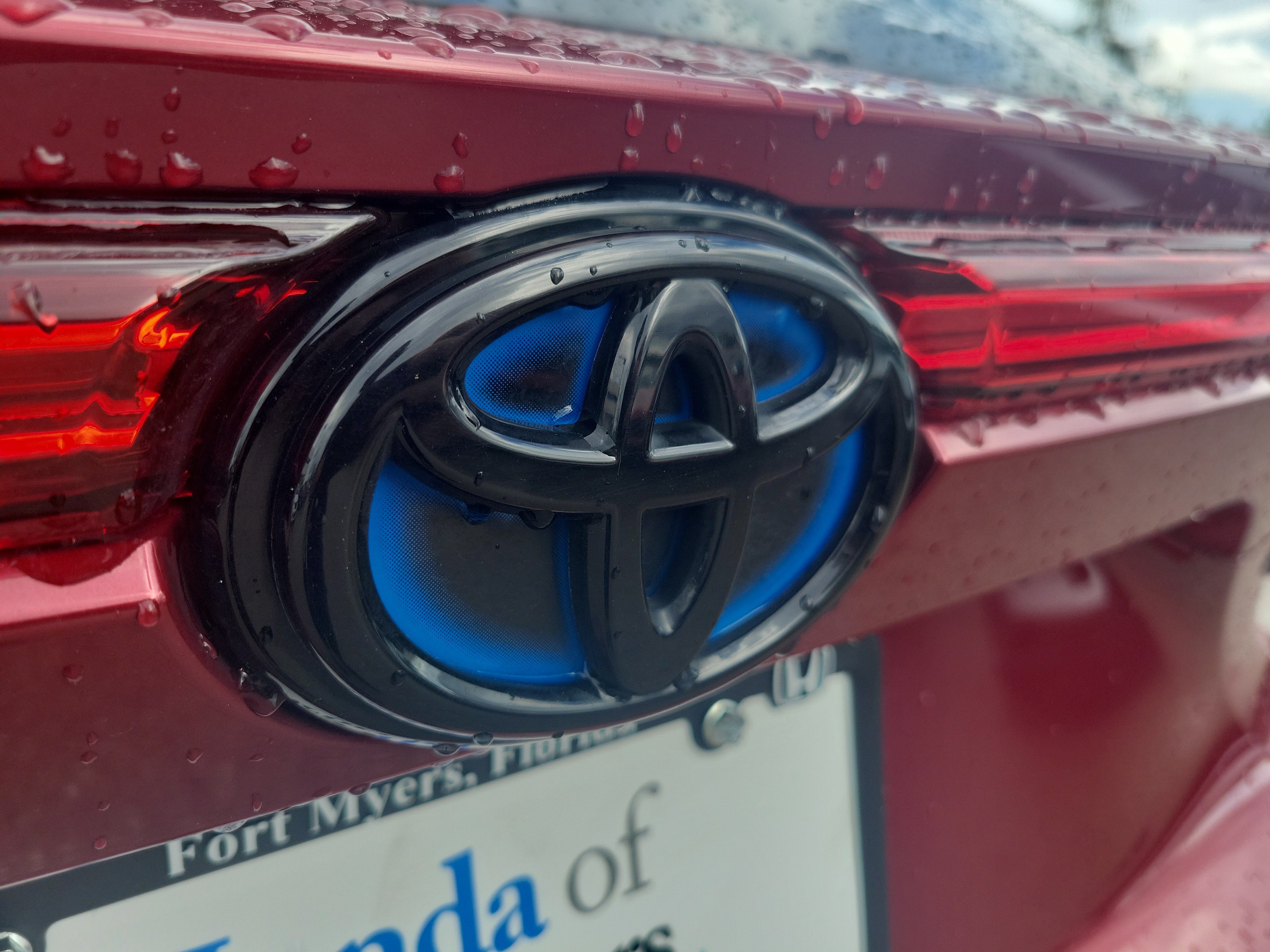 Used 2023 Toyota Venza Nightshade AWD/4WD image 10