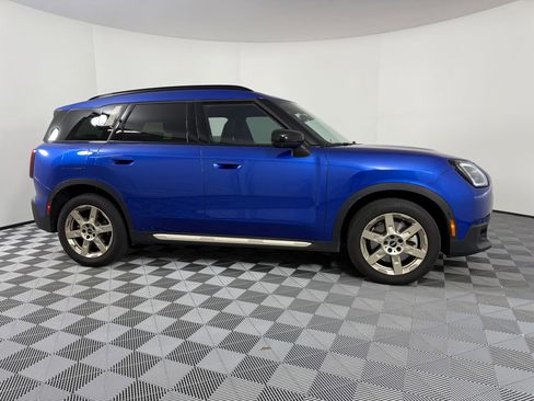Used 2025 MINI Cooper Countryman S image 8