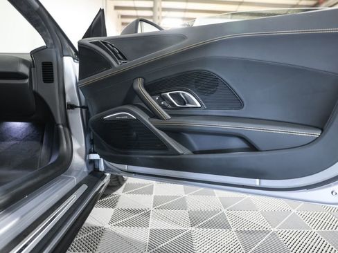 Used 2022 Audi R8 V10 performance image 20