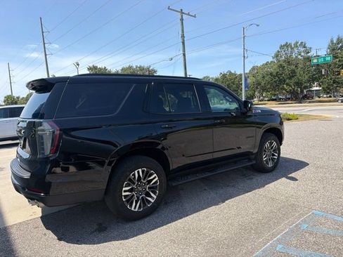Used 2025 Chevrolet Tahoe Z71 w/ Comfort Package AWD/4WD image 4