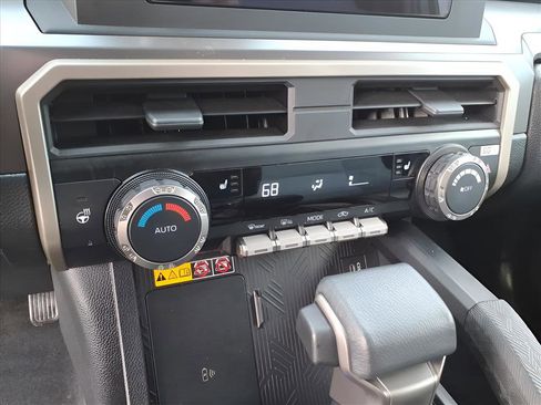 Used 2024 Toyota Tacoma SR5 image 18