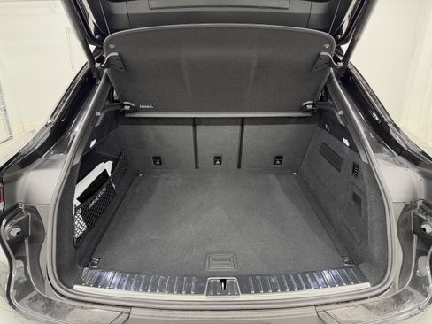 Certified 2026 Porsche Cayenne Coupe AWD/4WD image 64