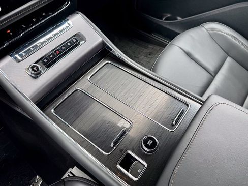 New 2026 Lincoln Aviator AWD image 26