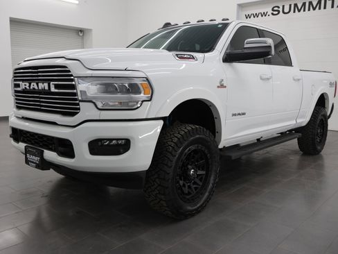 Used 2022 RAM 2500 Laramie AWD/4WD image 7