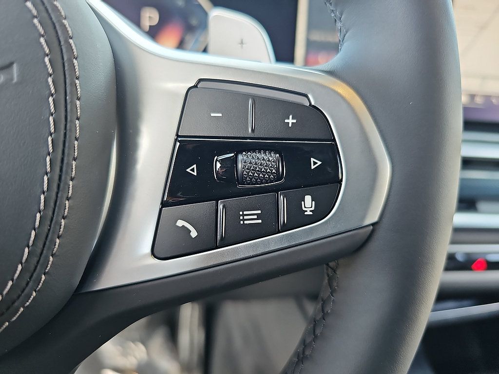 New 2026 BMW X6 xDrive40i AWD/4WD image 18