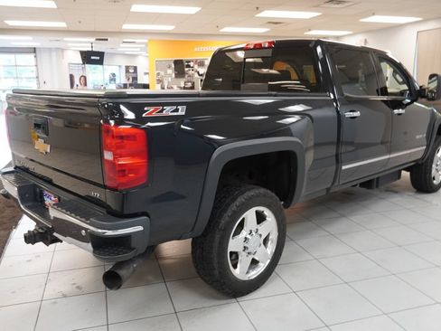 Used 2015 Chevrolet Silverado 2500 LTZ w/ Duramax Plus Package AWD/4WD image 12