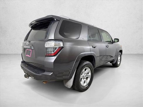 Used 2016 Toyota 4Runner SR5 RWD image 4