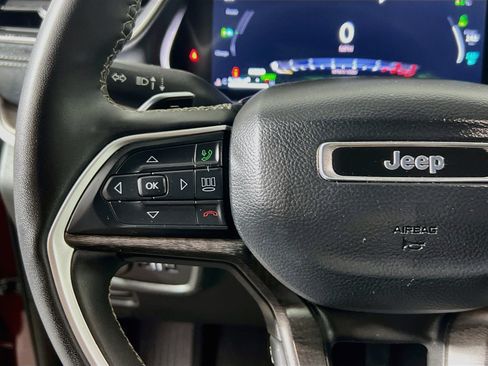 Used 2024 Jeep Grand Cherokee Limited 4xe AWD/4WD image 18