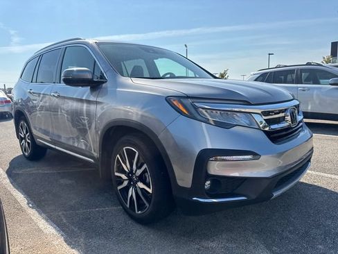 Used 2020 Honda Pilot Touring image 3