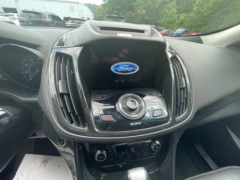 Used 2016 Ford Escape Titanium FWD image 13