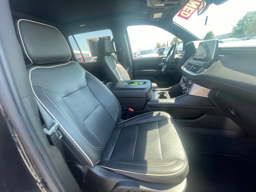 Used 2021 GMC Yukon XL SLT w/ SLT Premium Package AWD/4WD image 28