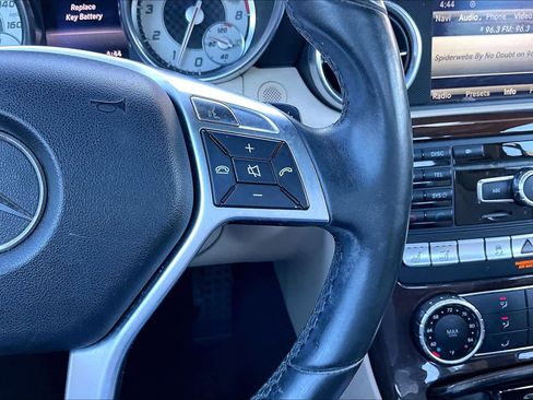 Used 2014 Mercedes-Benz SLK 250 image 22